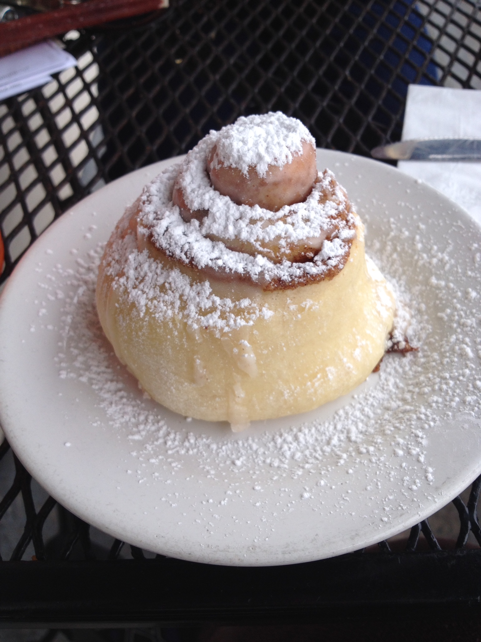 Morro Bay Hotel Amenities Bayfront Inn, Morro Bay, CA
